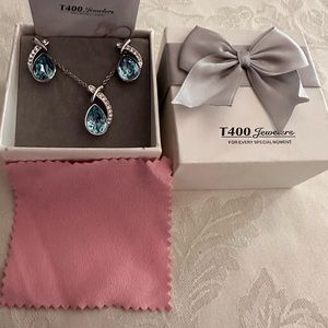 Swarovski element Pendant Necklace Earrings set